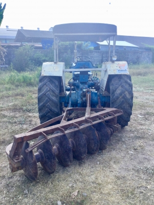 ขายFORD 6600 T5 ผานหน้าปรับซ้ายขวาได้ สภาพพร้อมใช้