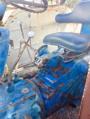 ขายFORD 6600 T5 ผานหน้าปรับซ้ายขวาได้ สภาพพร้อมใช้