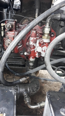 Hitachi EX120-1 เครื่องปั้มดี(ปั้มK3V)เอวแน่น ช่วงล่างเต็ม เฟรมหนา พร้อมใช้ เจ้าของขายเอง Hitachi EX120-1 เครื่องปั้มดี(ปั้มK3V)เอวแน่น ช่วงล่างเต็ม เฟรมหนา พร้อมใช้ เจ้าของขายเอง