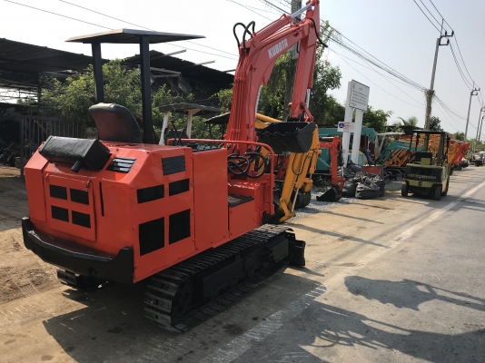 Kubota Kh1 สภาพดีเก่าญี่ปุ่น มีใบอินวอยไม่เคยใช้ในไทย Kubota Kh1 สภาพดีเก่าญี่ปุ่น มีใบอินวอยไม่เคยใช้ในไทย