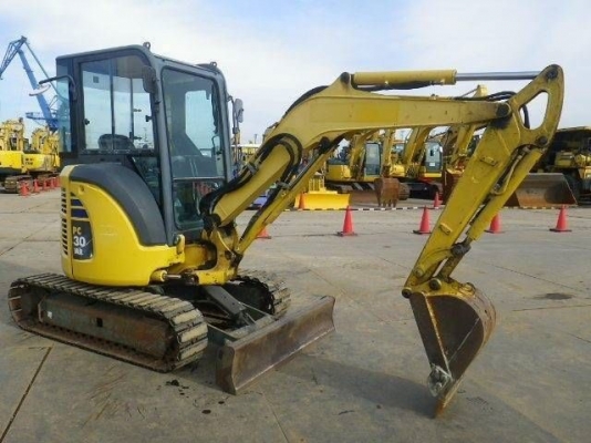 ขาย รถขุดเล็ก KOMATSU PC30MR-3 เก๋ง สวยๆ นำเข้าจากญี่ปุ่น โทร.090-986-2521 อ๊อบ