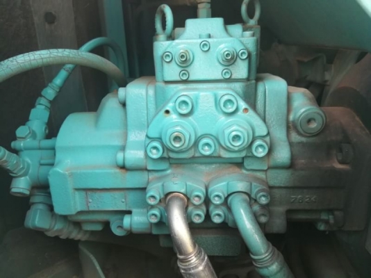 ขาย รถขุด KOBELCO SK100-3 mark-v super จอล่าง นำเข้าจาก ญี่ปุ่น โทร.090-986-2521 อ๊อบ