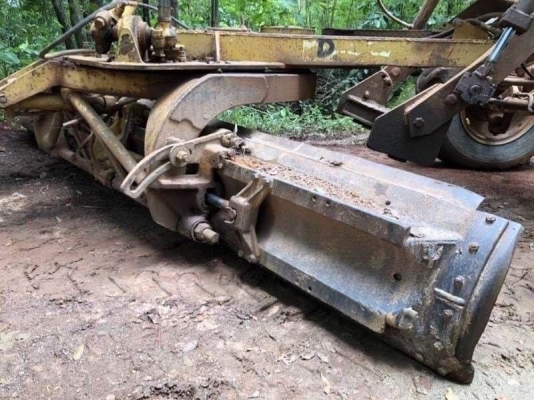 ขาย 1,080,000 บาท CATTERPILAR 12G ชีเรียล 81V01002 เครื่องดี เกียร์แรง (เอวทำใหม่) ระบบพร้อมใช้ เอกสารเล่มทะเบียน  รถอยู่  หนองคาย โทร 0610710295  สนใจ รายการสินค้า อื่นๆ ที่ เว็ปไชค์ Truck2Hand https://www.truck2hand.com/index.php?actions=content/search&