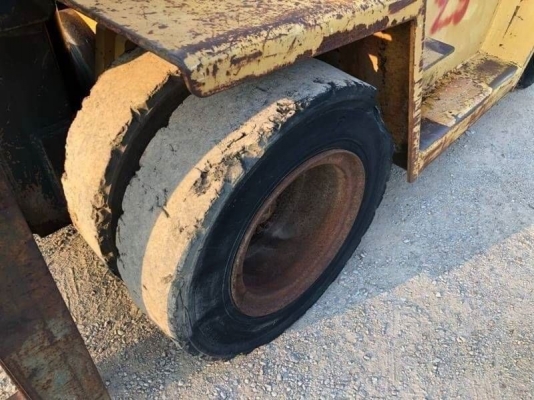 ขาย 255,000 บาท โฟลค์ลิฟท์ DAEWOO D50 ยก 5 ตัน เสาสูง 6.5 เมตร เครื่องดีเชล 4 สูบ สภาพพร้อมใช้ ยางตัน 6 เส้น  รถอยู่  นครปฐม โทร 0610710295  สนใจ รายการสินค้า อื่นๆ ที่ เว็ปไชค์ Truck2Hand https://www.truck2hand.com/index.php?actions=content/search&amp;me