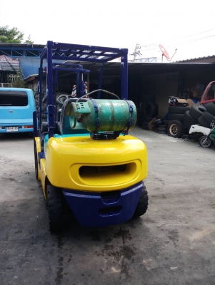 อาร์ ซี เอช โฟรคลิฟท์  ขาย โคมะสุ   2.5 ตัน เบนซิล เสา 3 เมตร