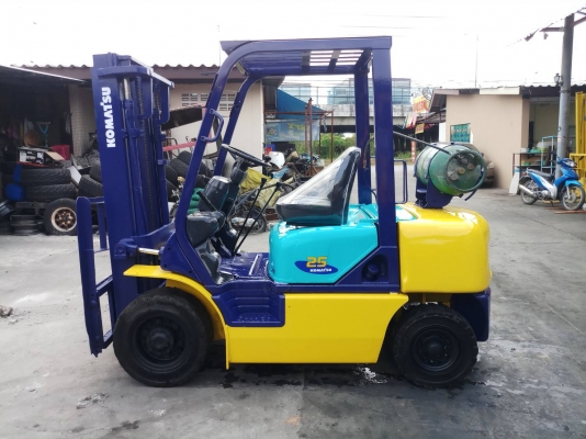 อาร์ ซี เอช โฟรคลิฟท์  ขาย โคมะสุ   2.5 ตัน เบนซิล เสา 3 เมตร