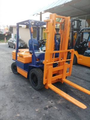 อาร์ ซี เอช โฟรคลิฟท์  โฟรคลิฟท์  ขาย โตโยต้า รุ่น 5 ดีเซล 2.5 ตัน