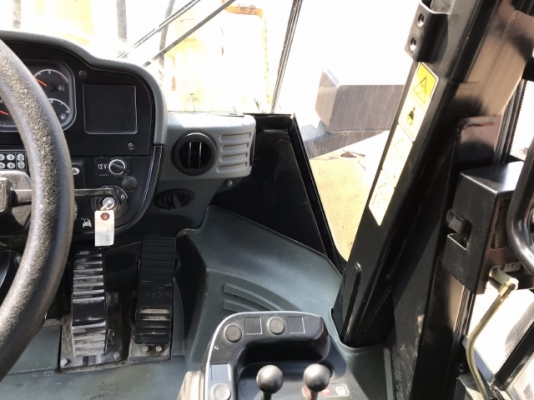 ขายรถตักล้อยาง CAT 950H ปี 2010 นำเข้าเองจากญี่ปุ่น สภาพสวยพร้อมใช้ มีVDOการทำงานครับ