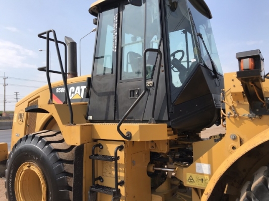 ขายรถตักล้อยาง CAT 950H ปี 2010 นำเข้าเองจากญี่ปุ่น สภาพสวยพร้อมใช้ มีVDOการทำงานครับ