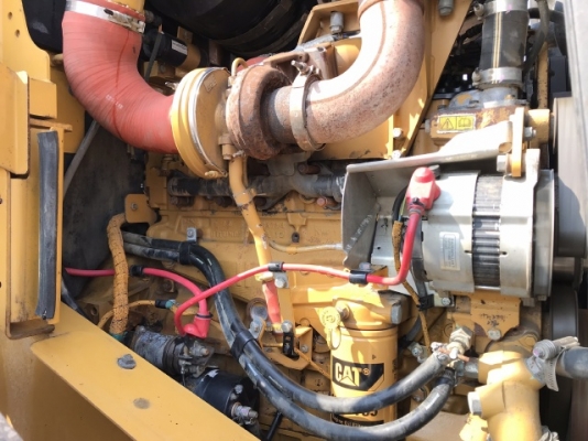 ขายรถตักล้อยาง CAT 950H ปี 2010 นำเข้าเองจากญี่ปุ่น สภาพสวยพร้อมใช้ มีVDOการทำงานครับ