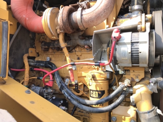 ขายรถตักล้อยาง CAT 950H ปี 2010 นำเข้าเองจากญี่ปุ่น สภาพสวยพร้อมใช้ มีVDOการทำงานครับ