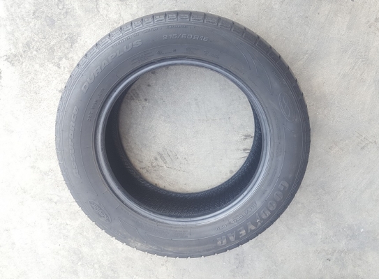 ขายยาง\% 215/60/16 ปี 17/3เส้น+16/1เส้น Goodyear 4 เส้น
