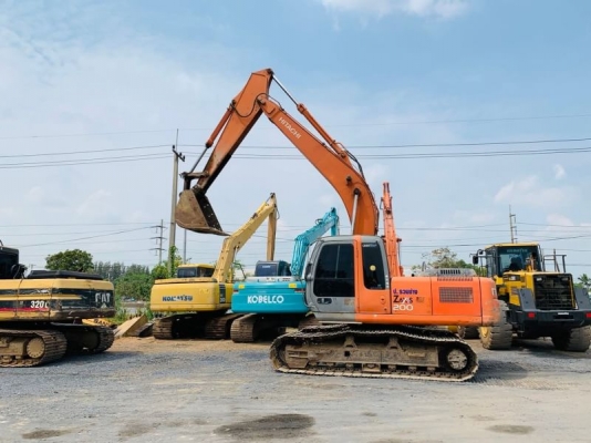 ขาย 1,250,000 HITACHI zx 200-1 ไฟฟ้าครบ เครื่องดี ปั้มแรง เอวแน่น ช่างล่างเต็ม แอร์หนาว เอกสารแจ้งจำหน่าย รถสวยพร้อมใช้งาน รถอยู่ ปทุมธานี  สามโคก 090-772-3710 090-772-3708