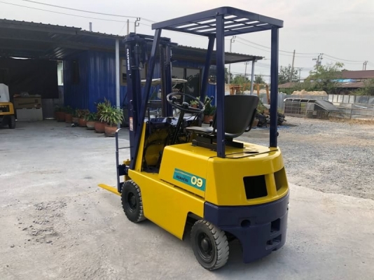 อาร์ ซี เอช โฟรคลิฟท์  ขาย Komatsu fg09-2 เก่านอก