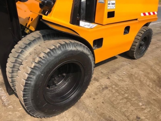 เอส อาร์ ขาย TOYOTA 2FD40 เก่านอก ขนาด 4 ตัน เอส อาร์ ขาย TOYOTA 2FD40 เก่านอก ขนาด 4 ตัน