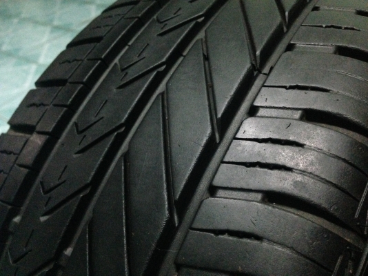 ยาง 185-55 r 15 2เส้น ต้นปี 16 ยาง 185-55 r 15 2เส้น ต้นปี 16