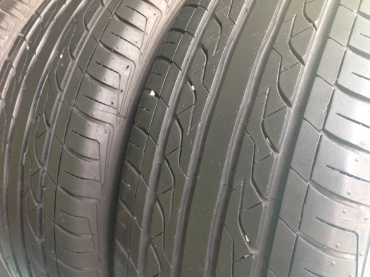 ยาง195 60 r 15 4เส้น ปลายปี 16