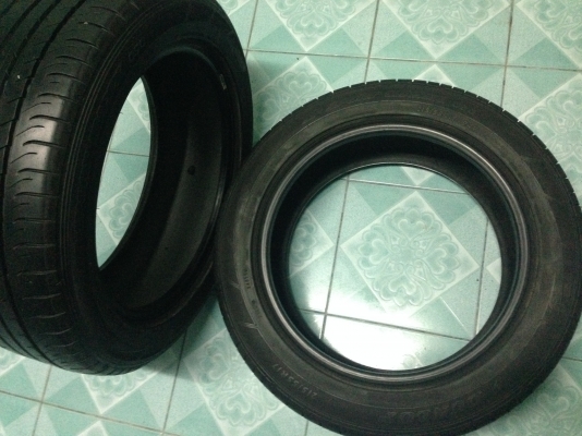 ขายยาง 215-55 r 17 2เส้น Dunlop ต้นปี 16