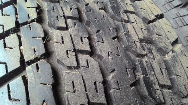 ยาง255-65 r 17 4เส้น ปี13