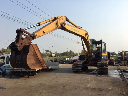 ((มีคลิป)) ขายรถขุด KOMATSU รุ่น PC200-3 มือสองจากญี่ปุ่นแท้ นำเข้าถูกต้อง100\% ((มีคลิป)) ขายรถขุด KOMATSU รุ่น PC200-3 มือสองจากญี่ปุ่นแท้ นำเข้าถูกต้อง100\%