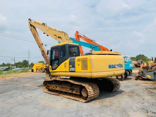 ขาย 1,650,000 แบคโฮบูมยาว 18 ม. KOMATSU pc 200-7 เครื่องดี ปั้มแรง เอวแน่น ช่วงล่างเต็ม แอร์หนาว เอกสารแจ้งจำหน่าย รถสวยพร้อมใช้งาน รถอยู่ ปทุมธานี สามโคก 090-772-3710 090-772-3708