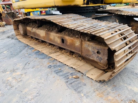 ขาย 1,650,000 แบคโฮบูมยาว 18 ม. KOMATSU pc 200-7 เครื่องดี ปั้มแรง เอวแน่น ช่วงล่างเต็ม แอร์หนาว เอกสารแจ้งจำหน่าย รถสวยพร้อมใช้งาน รถอยู่ ปทุมธานี สามโคก 090-772-3710 090-772-3708