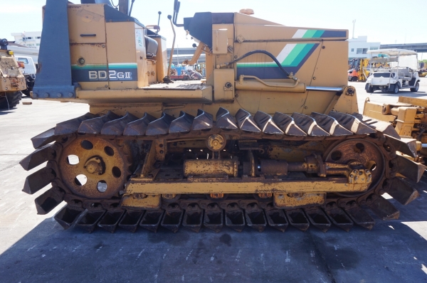 รถดันดิน BD2G-2 นำเข้าญี่ปุ่น โทร 0934649555