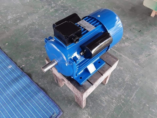 ขายมอเตอร์ไฟบ้าน 220V.ขนาด 2 HP.ราคา 6,700 บาท  อยู่ที่ ซ.นิมิตใหม่ 63 ถ.นิมิตใหม่ เขตคลองสามวา กทม.  ติดต่อคุณ ANUVONG 099-1782879