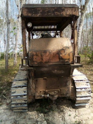 ขายรถแทรคเตอร์ KOMATSU D50A-15 ราคา 350000