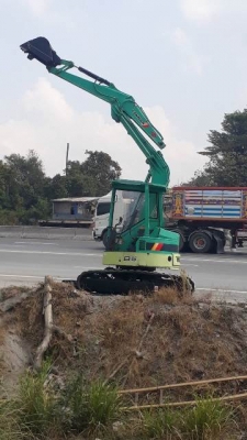 ขายรถขุด yanmar B5-2 เครื่อง 4 สูบ สภาพดี