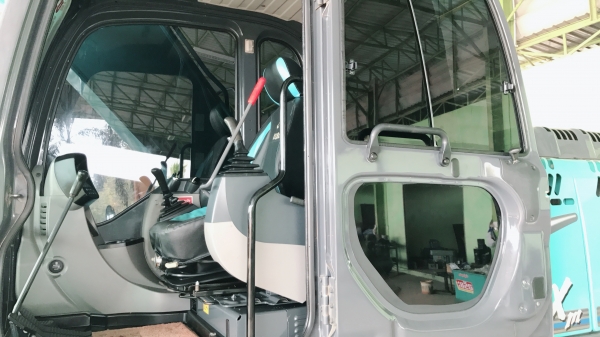 ขายKOBELCO SK200-8 Super-XM รุ่นสุดท้าย 8000 ชั่วโมง สภาพสวยเดิมๆทั้งคัน สนใจติดต่อโดยตรง 081-4283210 ขายKOBELCO SK200-8 Super-XM รุ่นสุดท้าย 8000 ชั่วโมง สภาพสวยเดิมๆทั้งคัน สนใจติดต่อโดยตรง 081-4283210