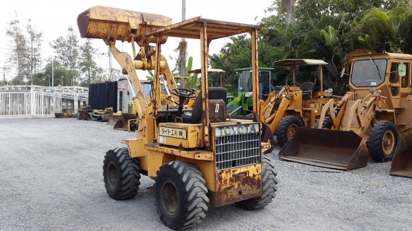 ต้องการขายรถตักล้อยางยี่ห้อtoyota-sDt8 รถนอกนำเข้าจากญี่ปุ่น ต้องการขายรถตักล้อยางยี่ห้อtoyota-sDt8 รถนอกนำเข้าจากญี่ปุ่น