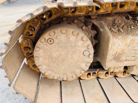 ขาย 850,000 CAT 320 Lเครื่องดี ปั้มแรง เอวแน่น ช่วงล่างเต็ม โซ่ใหม่ ใบแทรคสวย แอร์หนาว เอกสารอินวอยทร์ รถสวยพร้อมใช้งาน รถอยู่ ปทุมธานี สามโคก 090-772-3710 090-772-3708