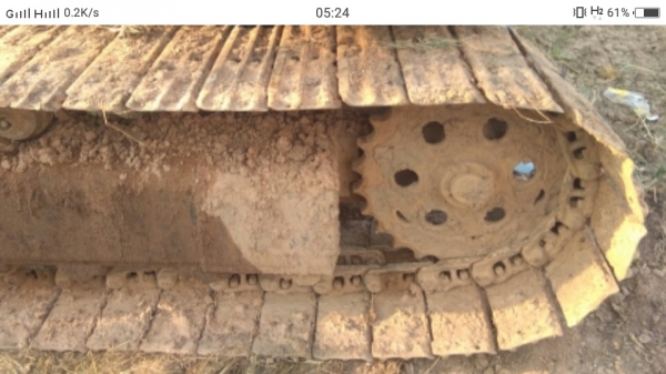 PC.  100-2   มีลายแย็ก. แถมหัวแย็กให้ด้วย ซื้อเก่าญีนมาหนึ่งแสนสองหมืน ยังไม่ได้ใช้เลยบุ้งกีี้1ลูก