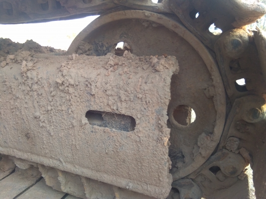 PC.  100-2.    มีลายแย็ก. แถมหัวแย็กให้ด้วย  บุ้งกีี้1ลูก   (มีวีดีโอให้ดู)   ช่วงล่างดี  โลเลอร์ ใหม่  ไม่มีแตก  ทัคลายมาก็ได้