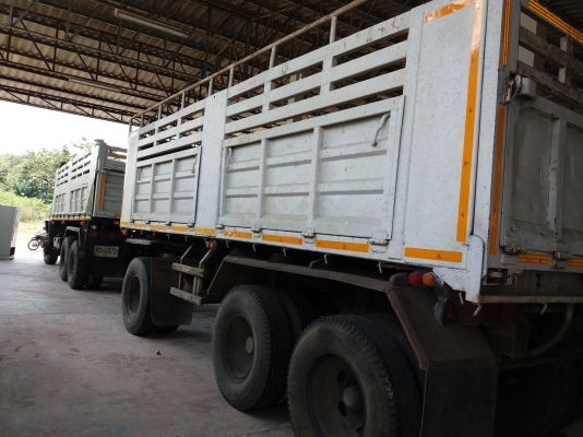 ขาย10ล้อ แม่-ลูก สองเพลาดั้ม 210  วางเครื่อง240 โบ แรงม้า  พร้อมใช้งาน  เล่มพร้อมโอน...088-3970475  พงศกร