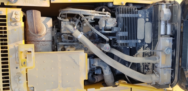 ขาย KOMATSU PC130-8 สวยๆ พร้อมใช้งาน สีเดิมทั้งคัน 3000 ชั่วโมง(PM7000ชม)  สนใจติดต่อโดยตรง 081-4283210