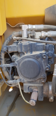 ขาย KOMATSU PC130-8 สวยๆ พร้อมใช้งาน สีเดิมทั้งคัน 3000 ชั่วโมง(PM7000ชม)  สนใจติดต่อโดยตรง 081-4283210