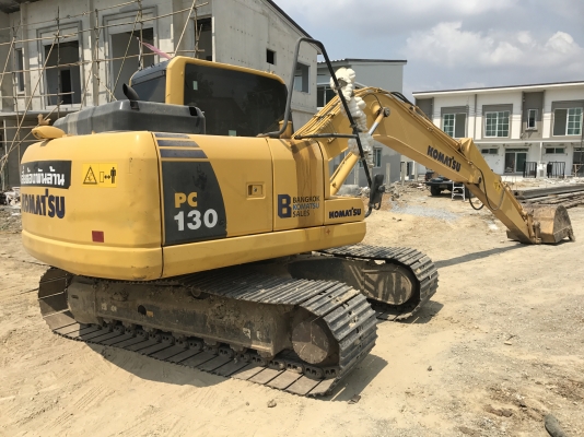 ขาย KOMATSU PC130-8 สวยๆ พร้อมใช้งาน สีเดิมทั้งคัน 3000 ชั่วโมง(PM7000ชม)  สนใจติดต่อโดยตรง 081-4283210