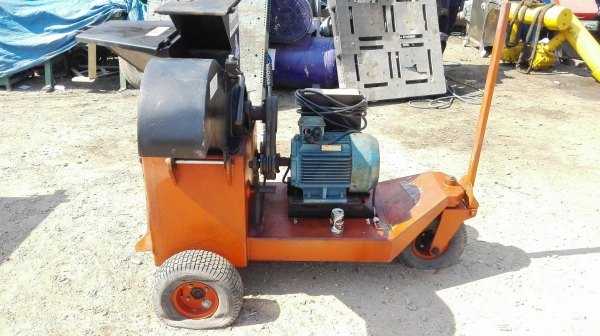 เครื่องบดสับย่อยอเนกประสงค์นิมุต Nimut มอเตอร์ 7.5 HP ระบบไฟ 380V เครื่องมาตรฐานรุ่นงานหนัก พร้อมใช้ เครื่องบดสับย่อยอเนกประสงค์นิมุต Nimut มอเตอร์ 7.5 HP ระบบไฟ 380V เครื่องมาตรฐานรุ่นงานหนัก พร้อมใช้