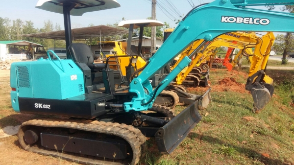 ขายรถขุดถูก!!! KOBELCO SK032 รถเก่านอกปรับสภาพพร้อมใช้งาน เครื่องดีระบบดี ขายรถขุดถูก!!! KOBELCO SK032 รถเก่านอกปรับสภาพพร้อมใช้งาน เครื่องดีระบบดี