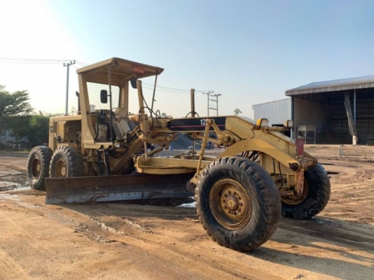 ขาย 1,380,000 รถเกรด CATTERPILAR 12 G ชีเรียลสูง 61M13830 เครื่อง 10 Z แรง ใบมีด 14 ฟุต สภาพสวยเก่านอก เอกสารเล่มทะเบียน รถสวยพร้อมใช้ รถอยู่ นครปฐม   090-772-3710 090-772-3708