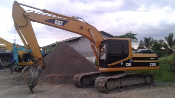 ขาย CAT 320 V2 เครื่องเดิม ปั๊มดี แอร์เย็น 13,000 ซม. เอกสารส่งเสริม รถพร้อมใช้งาน รถอยู่ อ. ท่าวุ้ง จ. ลพบุรี สนใจติดต่อได้ที่ โทร 0802719535 เบียร์ ขาย CAT 320 V2 เครื่องเดิม ปั๊มดี แอร์เย็น 13,000 ซม. เอกสารส่งเสริม รถพร้อมใช้งาน รถอยู่ อ. ท่าวุ้ง จ. ลพบุรี สนใจติดต่อได้ที่ โทร 0802719535 เบียร์