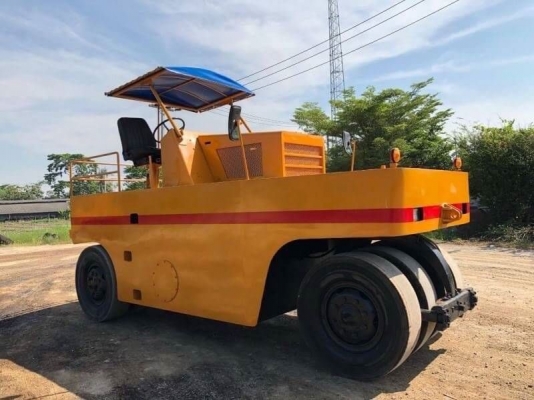 ขาย 495,000 รถบดล้อยาง 9 ล้อ SAKAI TS9 สภาพสวยสุดยอด พร้อมใข้ เครื่องดี เกียร์แรง ยางใหม่ เอกสารเล่มทะเบียน  รถอยู่  นครปฐม โทร 0610710295  สนใจ รายการสินค้า อื่นๆ ที่ เว็ปไชค์ Truck2Hand https://www.truck2hand.com/index.php?actions=content/search&amp;mem