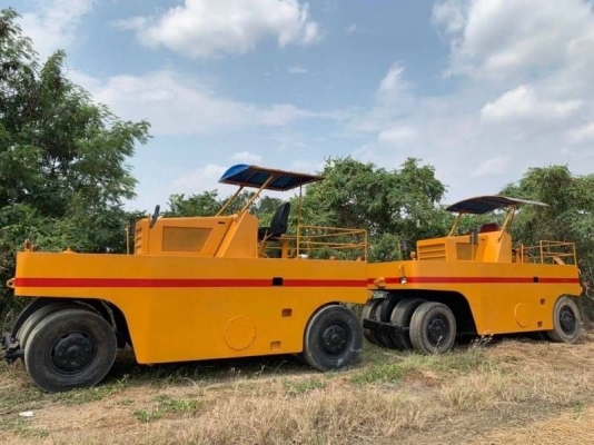 ขายเหมา 2 คัน  985,000 ขายแยกคันละ 495,000 รถบดล้อยาง 9 ล้อ SAKAI TS9 สภาพสวยสุดยอด พร้อมใข้ เครื่องดี เกียร์แรง ยางใหม่ เอกสารเล่มทะเบียน  รถอยู่  นครปฐม  โทร 0610710295  สนใจ รายการสินค้า อื่นๆ ที่ เว็ปไชค์ Truck2Hand https://www.truck2hand.com/index.ph