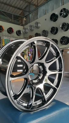 แม็กใหม่ขอบ 18 งานดีสีสวย ใส่กระบะ 6 รู