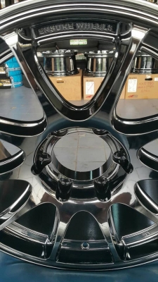 แม็กใหม่ขอบ 18 งานดีสีสวย ใส่กระบะ 6 รู