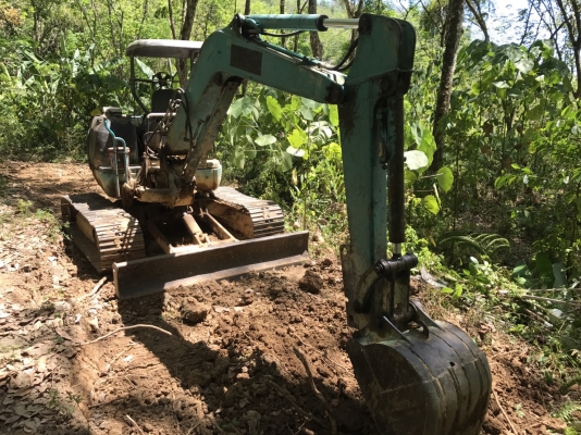 ขายรถแบคโฮ KOMATSU PC40R-8 เอกสารอินวอย ราคา 300000 ขายรถแบคโฮ KOMATSU PC40R-8 เอกสารอินวอย ราคา 300000