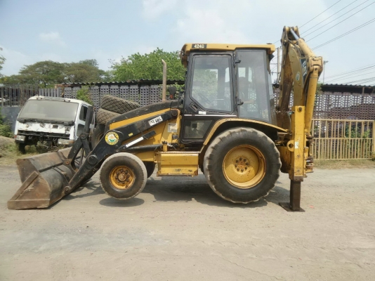 ขายรถตักหน้าขุดหลัง CAT 424 D เอกสารเล่ม ราคา 650000