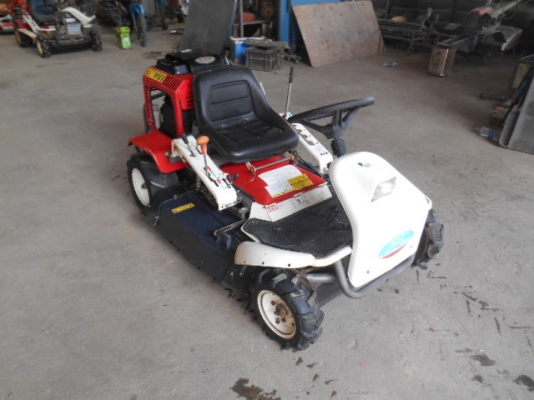 รถตัดหญ้า OREC RM95 18แรง พร้อมใช่งาน